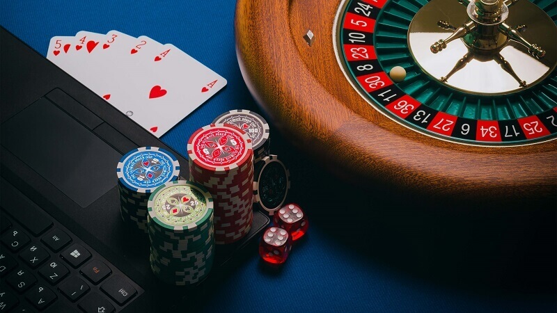 The Thrill Of Live Poker Games In The Heart Of Casinos
